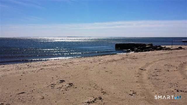 64 Washington Avenue, Old Lyme, CT 06371