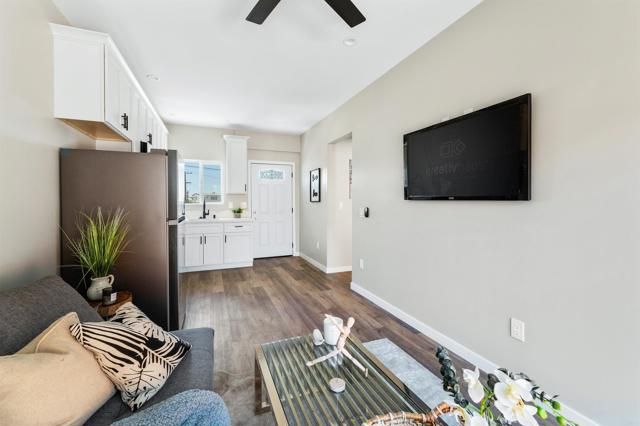 4924 Iroquois Avenue, San Diego, CA 92117