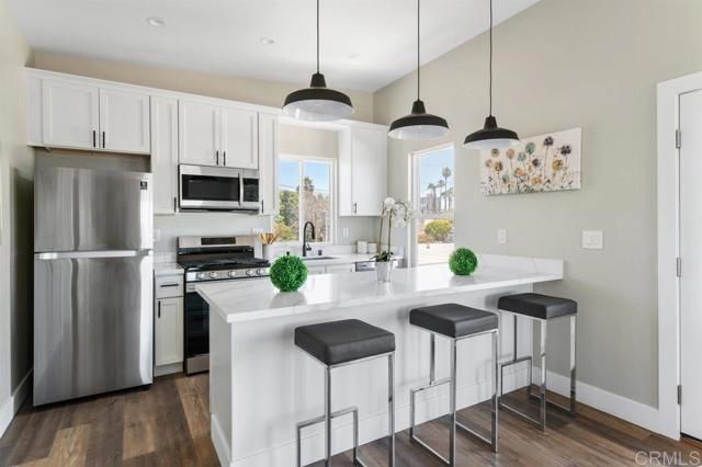 4924 Iroquois Avenue, San Diego, CA 92117