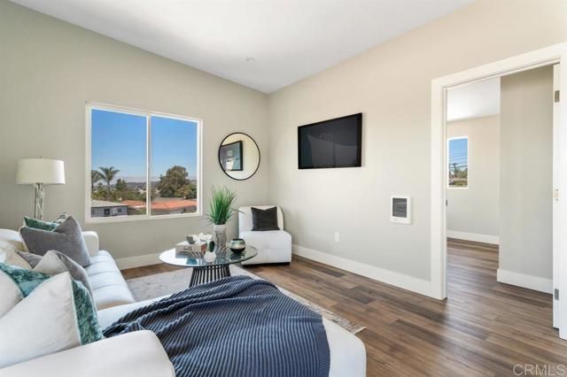 4924 Iroquois Avenue, San Diego, CA 92117