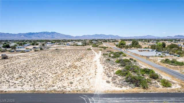 2221 East Jeane Avenue, Pahrump, NV 89048