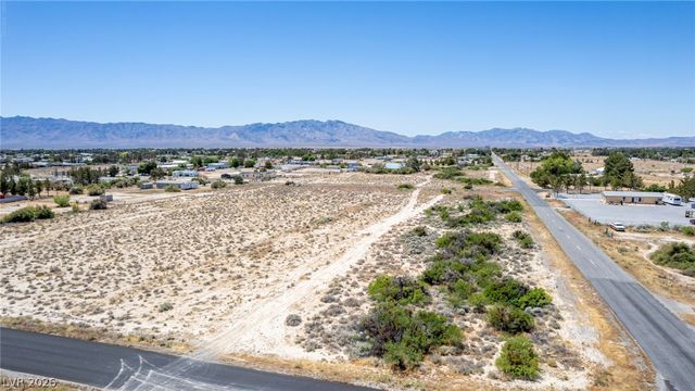 2221 East Jeane Avenue, Pahrump, NV 89048