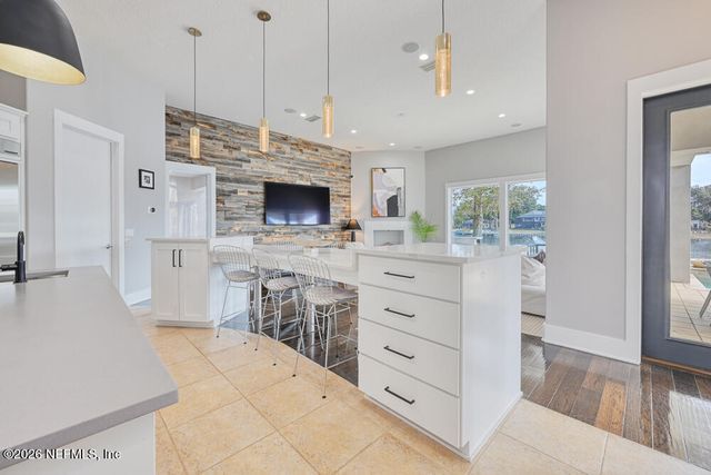 781 QUEENS HARBOR Boulevard, Jacksonville, FL 32225