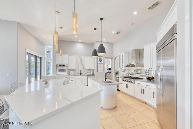 781 QUEENS HARBOR Boulevard, Jacksonville, FL 32225