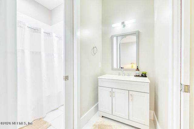 781 QUEENS HARBOR Boulevard, Jacksonville, FL 32225