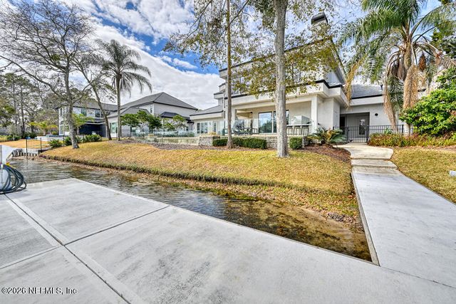 781 QUEENS HARBOR Boulevard, Jacksonville, FL 32225