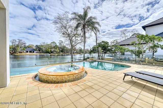 781 QUEENS HARBOR Boulevard, Jacksonville, FL 32225