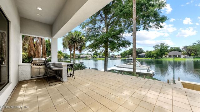 781 QUEENS HARBOR Boulevard, Jacksonville, FL 32225