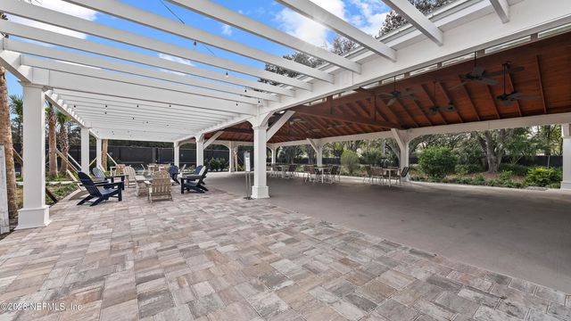 781 QUEENS HARBOR Boulevard, Jacksonville, FL 32225