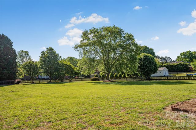 101 Brightland Run, Monroe, NC 28110