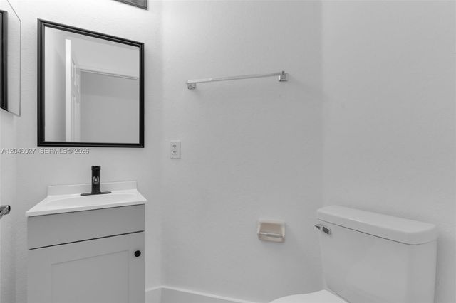 8165 NW 108th Avenue, Doral, FL 33178
