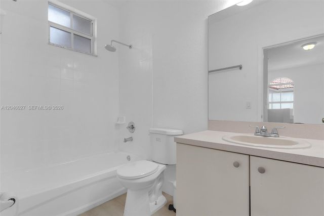 8165 NW 108th Avenue, Doral, FL 33178