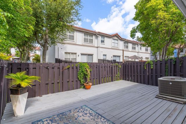 8165 NW 108th Avenue, Doral, FL 33178