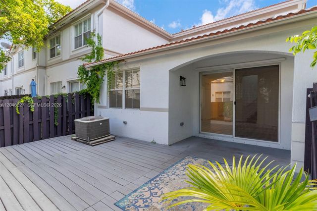 8165 NW 108th Avenue, Doral, FL 33178