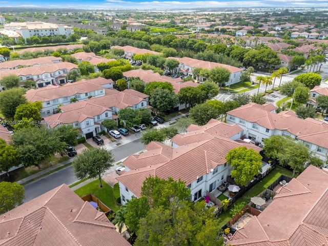 8165 NW 108th Avenue, Doral, FL 33178