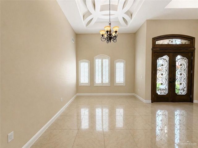 1621 E Agualeguas Street, Roma, TX 78584