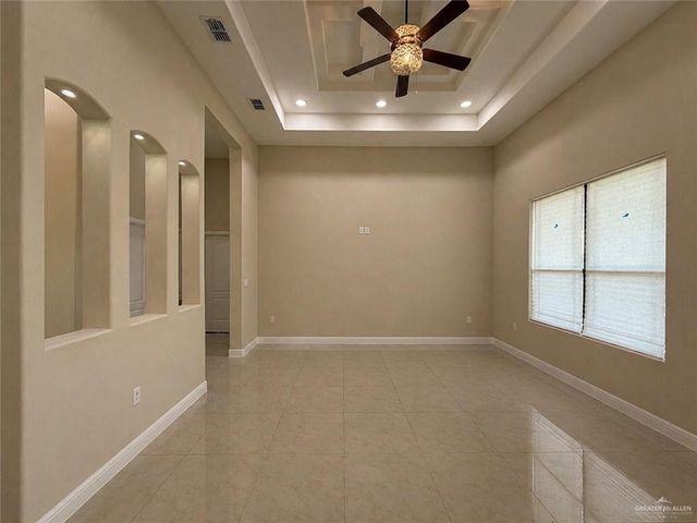 1621 E Agualeguas Street, Roma, TX 78584