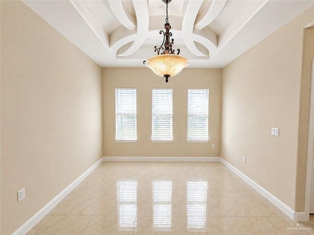 1621 E Agualeguas Street, Roma, TX 78584