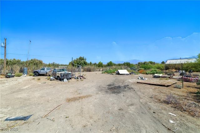 1950 West Horn Road, Pahrump, NV 89048