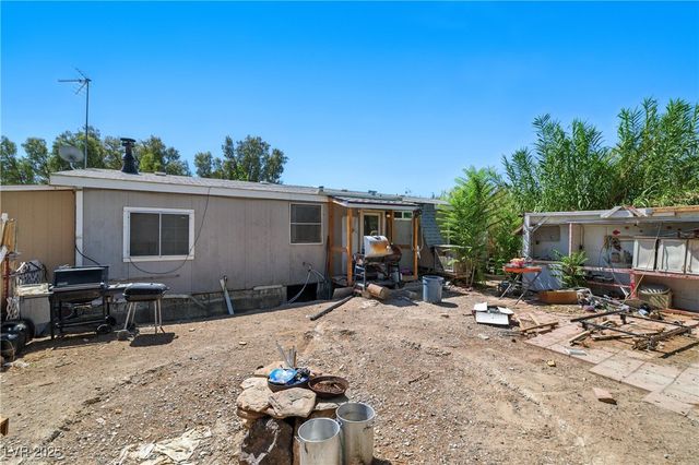 1950 West Horn Road, Pahrump, NV 89048