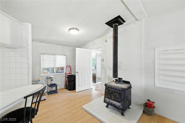 1950 West Horn Road, Pahrump, NV 89048