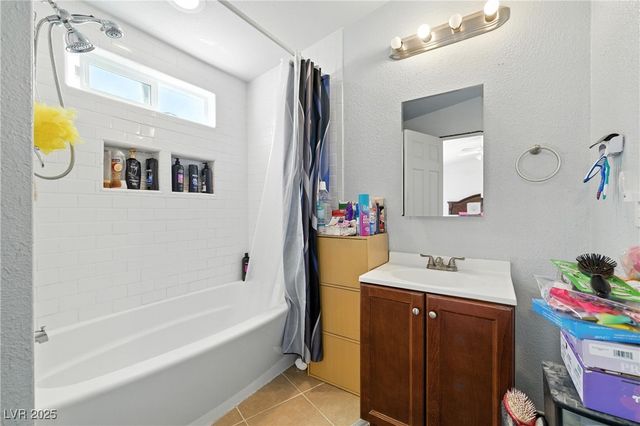 1950 West Horn Road, Pahrump, NV 89048