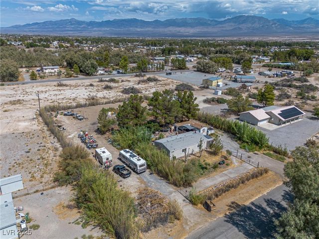 1950 West Horn Road, Pahrump, NV 89048
