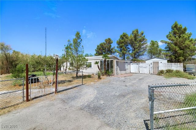 1950 West Horn Road, Pahrump, NV 89048