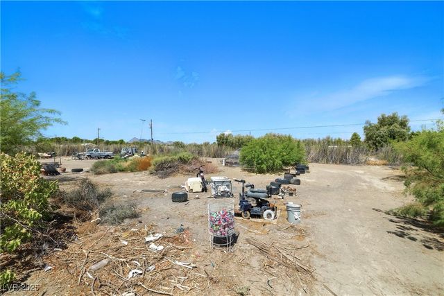 1950 West Horn Road, Pahrump, NV 89048