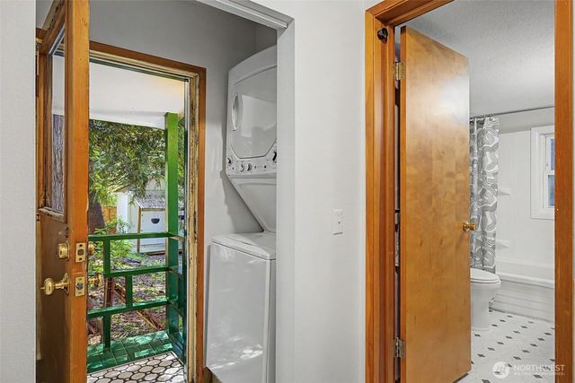 14019 23rd Avenue NE, Seattle, WA 98125
