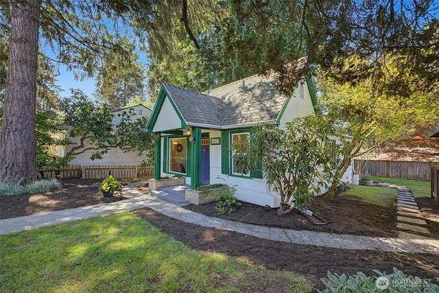 14019 23rd Avenue NE, Seattle, WA 98125