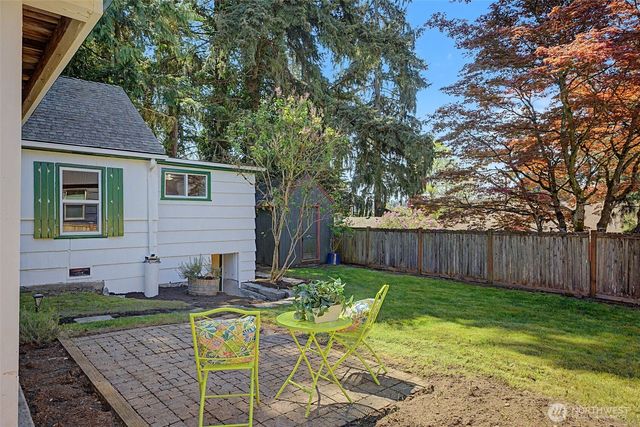 14019 23rd Avenue NE, Seattle, WA 98125