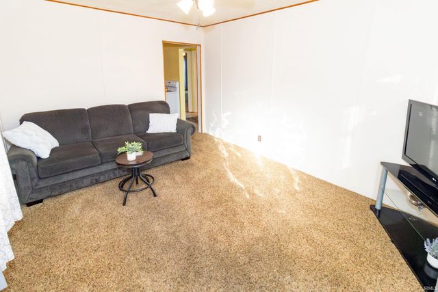 829 Allens Lane, Evansville, IN 47710