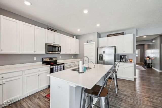 10358 Pronghorn Lane, Indianapolis, IN 46239