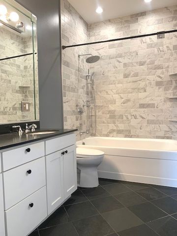 1327 W WALTON Street 2, Chicago, IL 60642