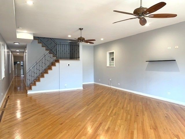 1327 W WALTON Street 2, Chicago, IL 60642