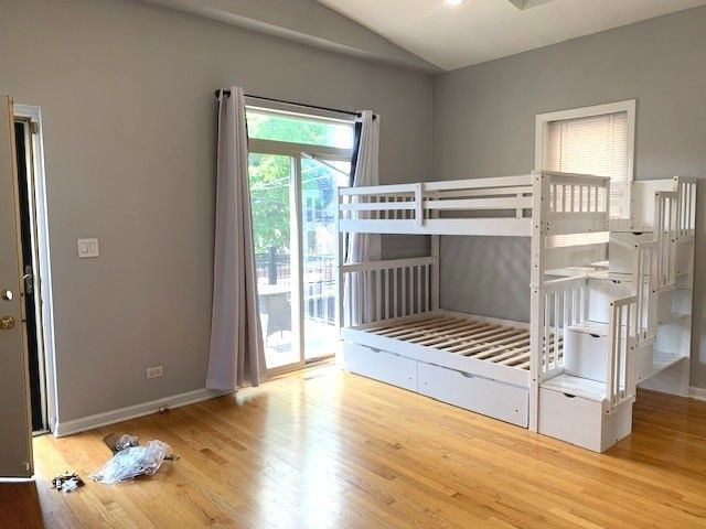 1327 W WALTON Street 2, Chicago, IL 60642