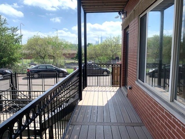 1327 W WALTON Street 2, Chicago, IL 60642