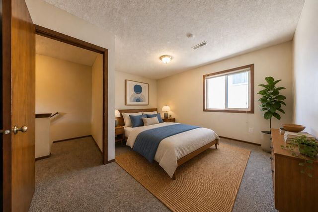 2421 Elliot Avenue, Minneapolis, MN 55404