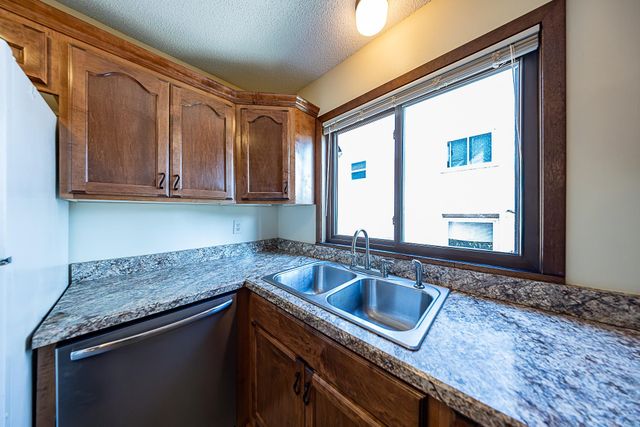 2421 Elliot Avenue, Minneapolis, MN 55404