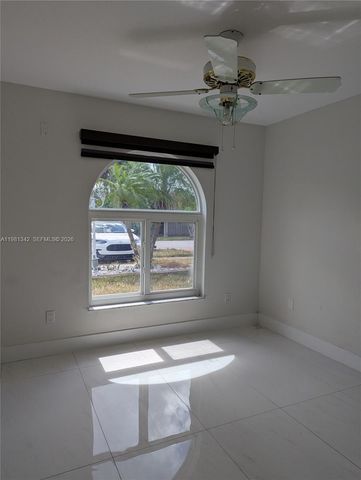 13925 SW 158th Terrace, Miami, FL 33177