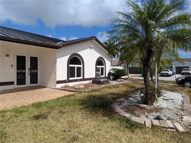 13925 SW 158th Terrace, Miami, FL 33177