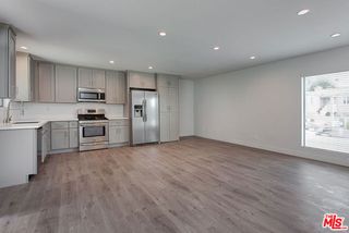2827 S La Brea Avenue 3, Los Angeles, CA 90016