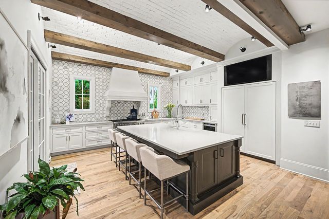 1004 Cartwright Close Dr, Brentwood, TN 37027