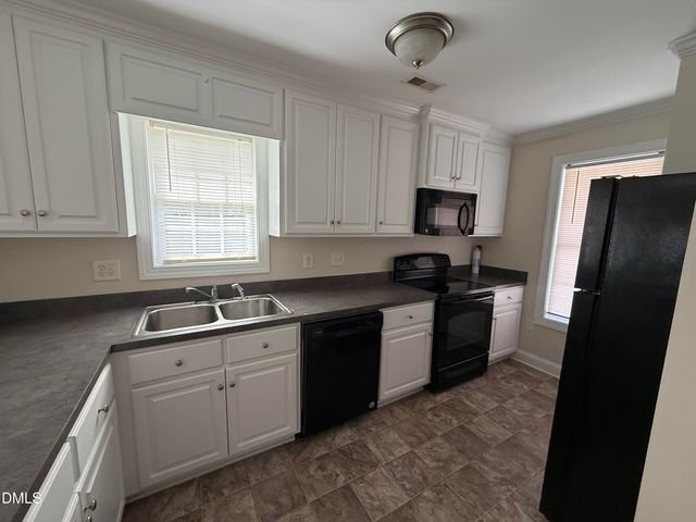 4008 Huntsmoor Lane, Wilson, NC 27896