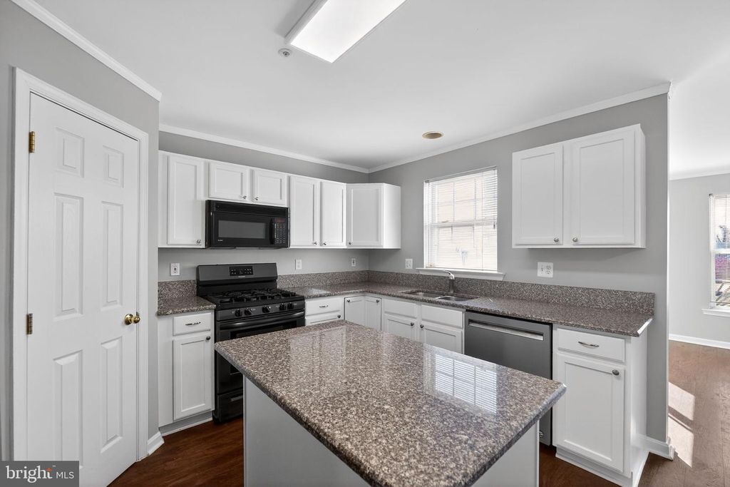 Image 13 of property listing at 2222 TIDAL VIEW GARTH, Abingdon, MD 21009