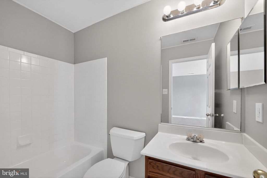 Image 24 of property listing at 2222 TIDAL VIEW GARTH, Abingdon, MD 21009