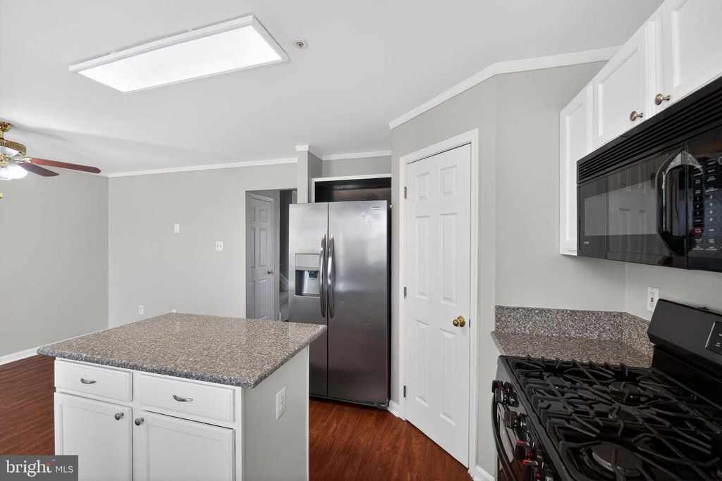 Image 9 of property listing at 2222 TIDAL VIEW GARTH, Abingdon, MD 21009