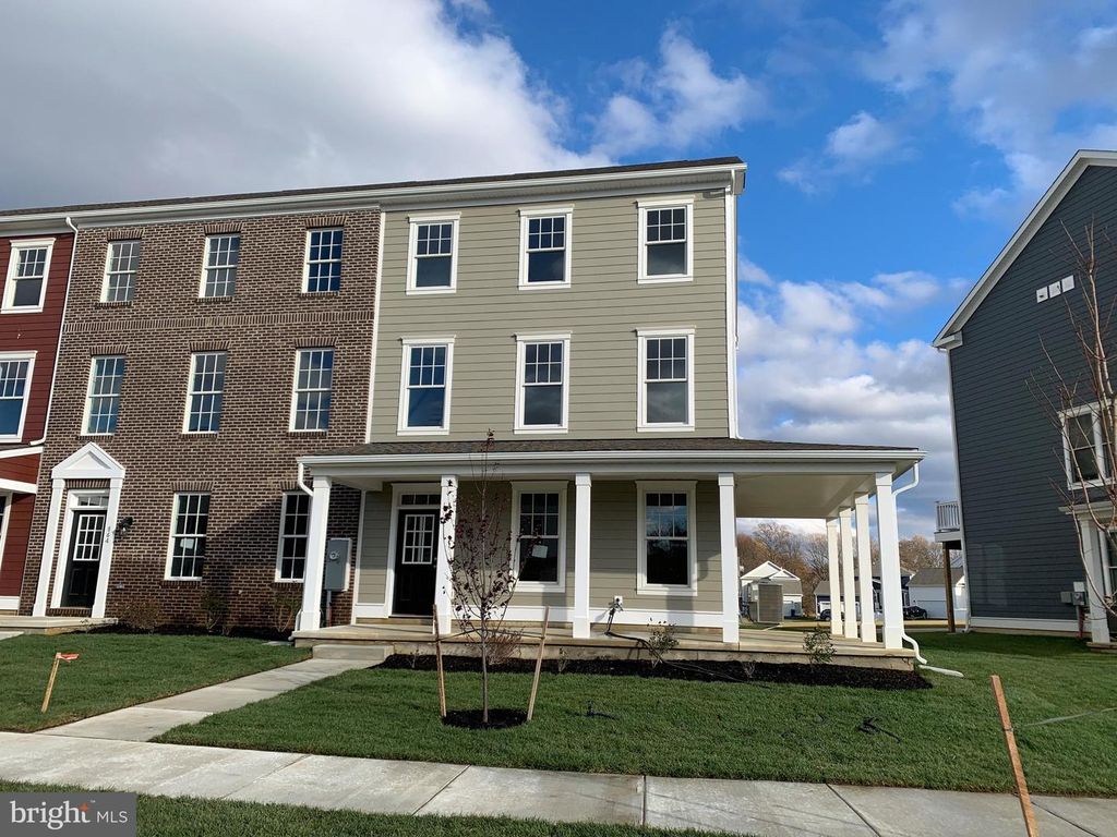 862 MAPLETON AVE, Middletown, DE 19709