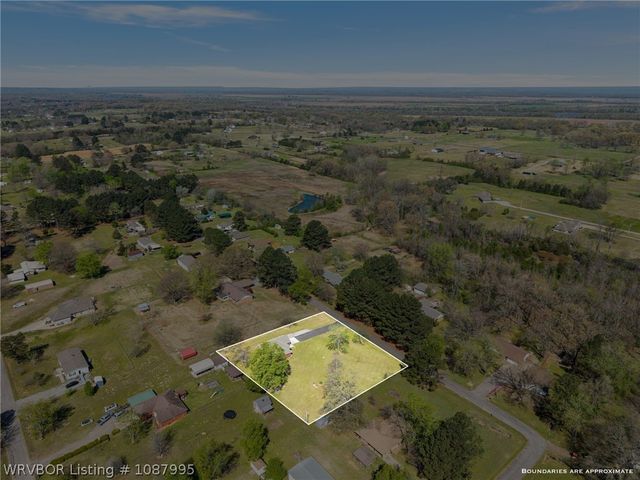 1809 Holt Street, Lavaca, AR 72941